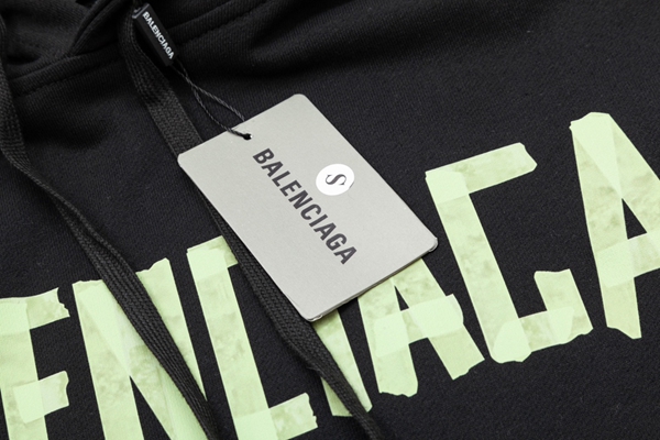 ブランドパーカー全体デザイン